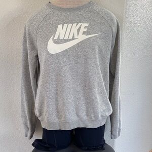 Nike Women's Gray Sweatshirt